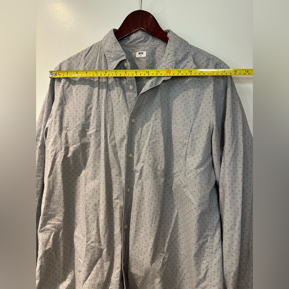 Uniqlo grey and blue pattern button up shirt size M - Picture 4 of 5